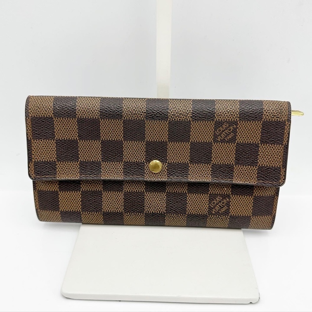 Louis Vuitton Damier Wallet